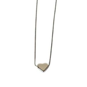 New! Women's elegant heart-shaped pendant Necklace
